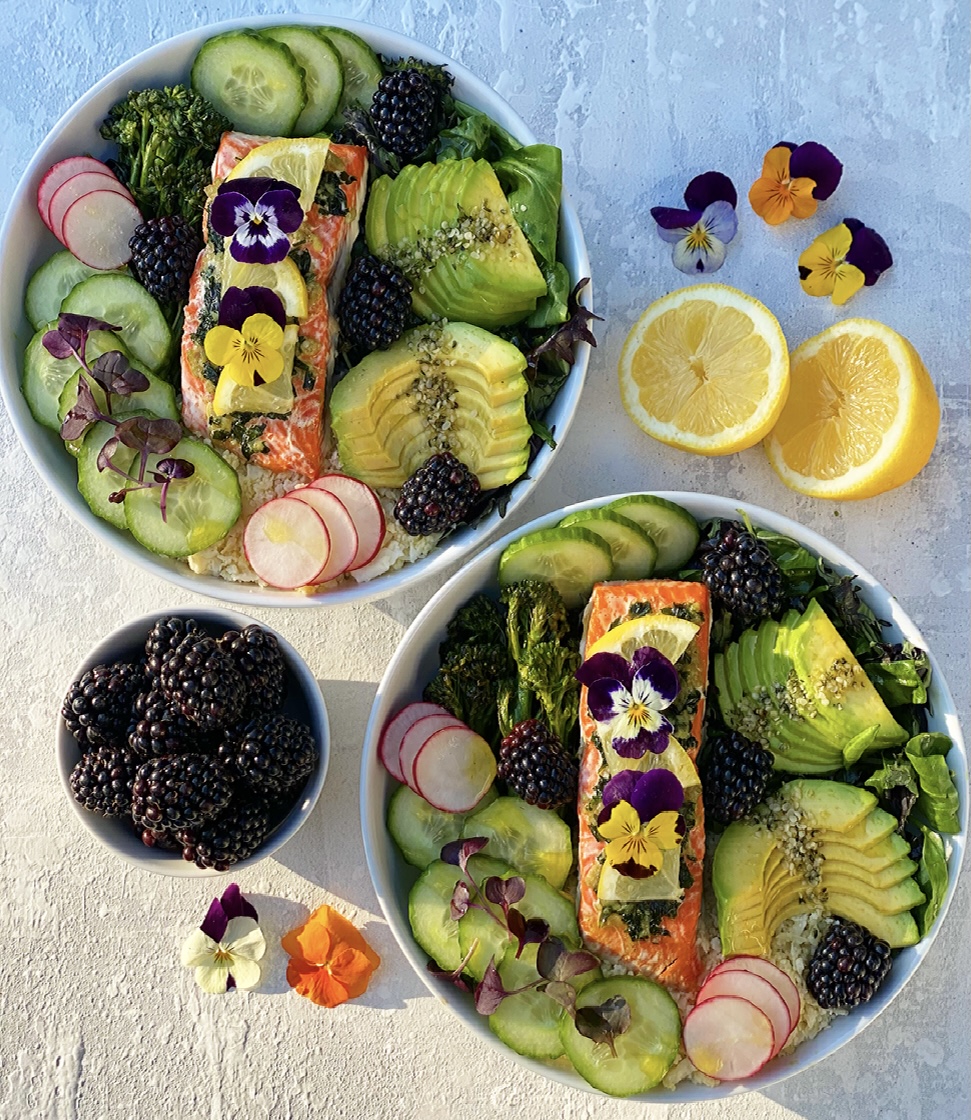 Garlic Butter Salmon Nourish Bowl: A Delicious Keto Salmon Recipe